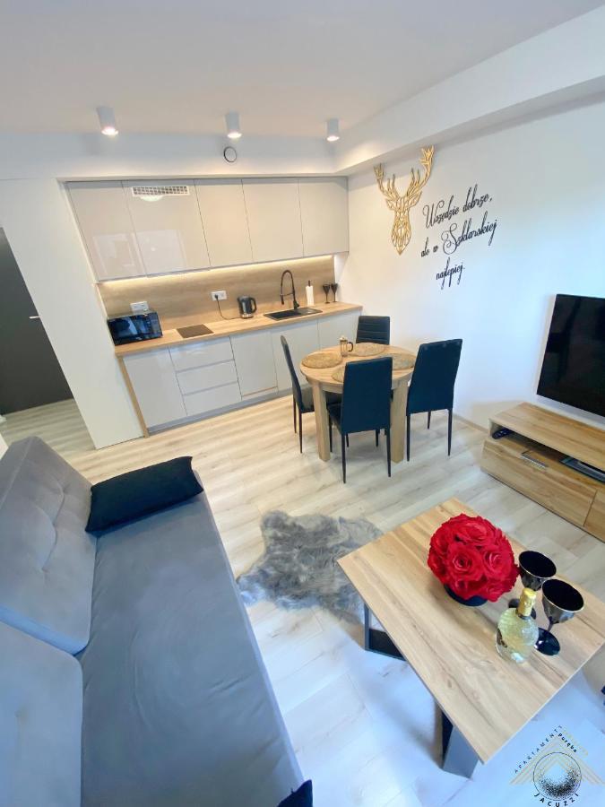 Szklarska - Zloty Jelen - Scisle Centrum Apartment Szklarska Poreba